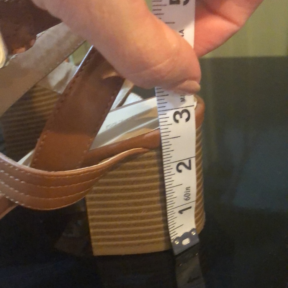 Sandal’s size8 1/2 - Picture 5 of 6